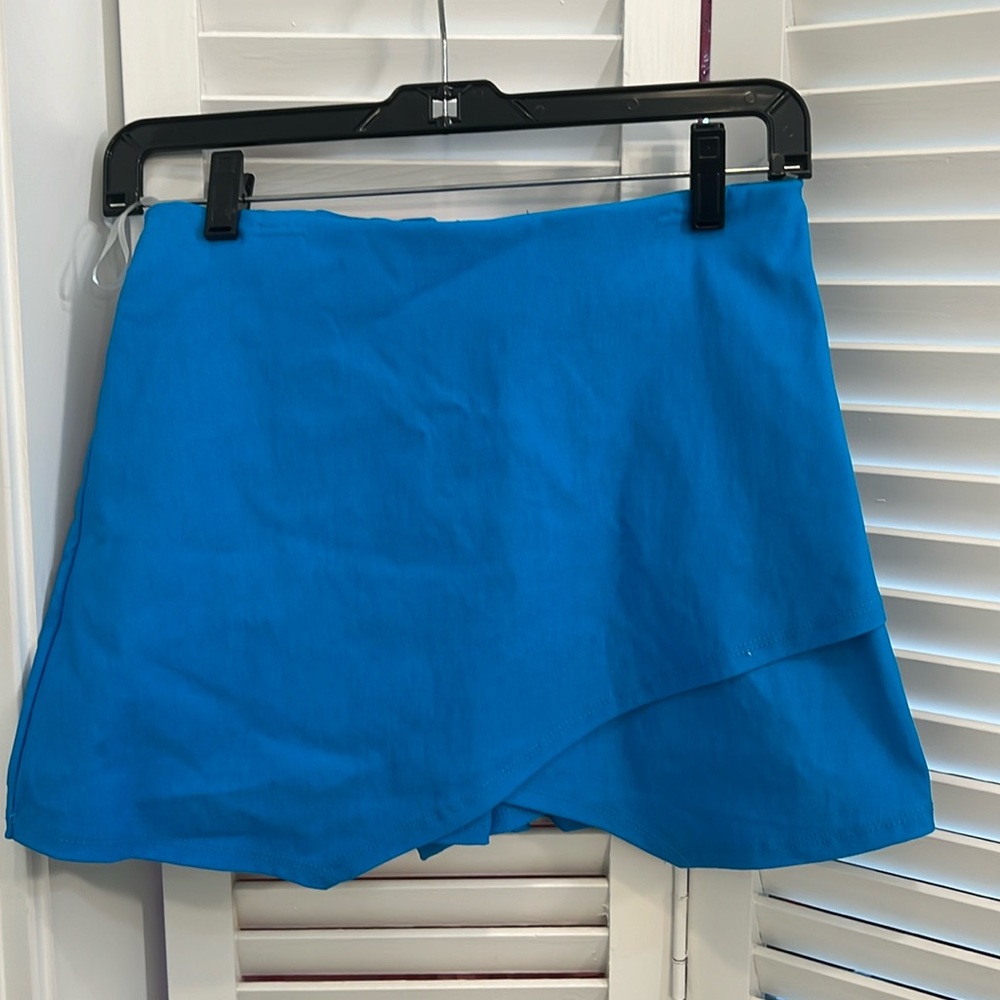 turquoise blue boutique skort!